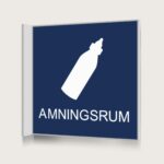 Flaggskylt Amningsrum Mörkblå 150 x 150 mm