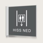 Flaggskylt Hiss Ned Charcoal 150 x 150 mm
