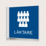 Flaggskylt Läktare Blå 150 x 150 mm