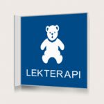 Flaggskylt Lekterapi Blå 150 x 150 mm
