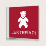 Flaggskylt Lekterapi Röd 150 x 150 mm