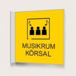 Flaggskylt Muskrum / Körsal Gul 150 x 150 mm