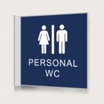 Flaggskylt Personal WC Mörkblå 150 x 150 mm