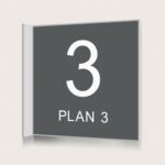 Flaggskylt Plan 3 Charcoal 150 x 150 mm
