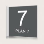 Flaggskylt Plan 7 Charcoal 150 x 150 mm