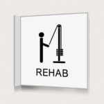 Flaggskylt Rehab Vit 150 x 150 mm
