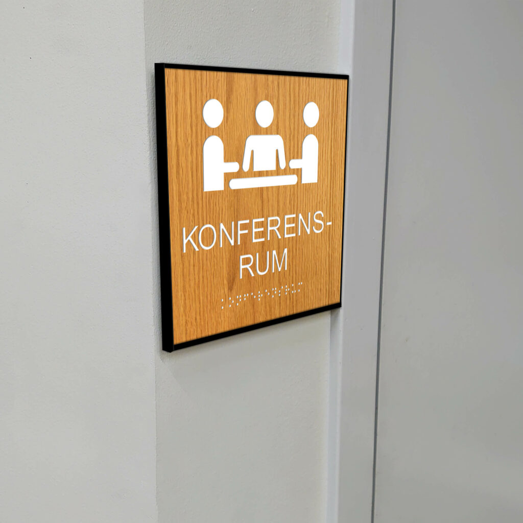 Taktilt piktogram trä med ram Konferensrum
